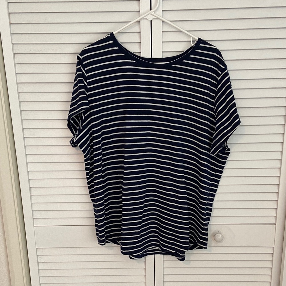 Women’s Plus Size Sonoma Everyday Tee 2X
Navy Stripe